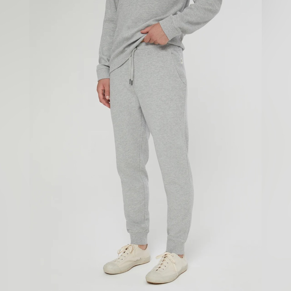 Onia men's damn-comfy Waffle Joggers in Heather Grey